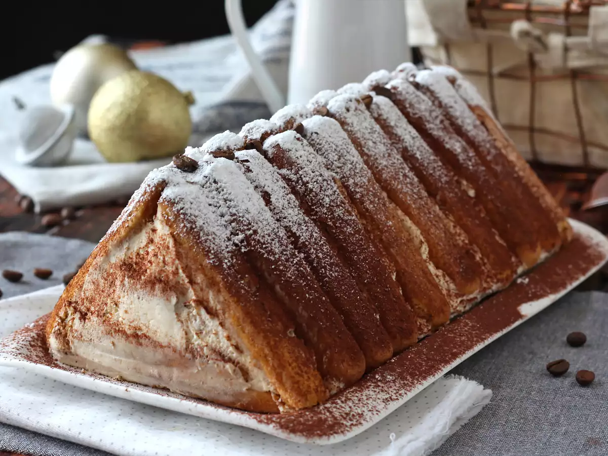 Tronco de Navidad sin molde con sabor a tiramisú: un dulce fácil y elegante para sorprender - foto 9