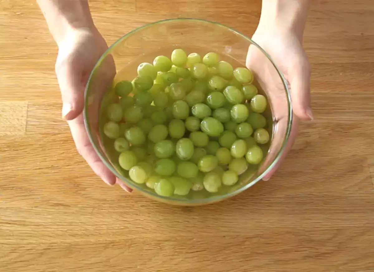 Paso 3: Escurre las uvas