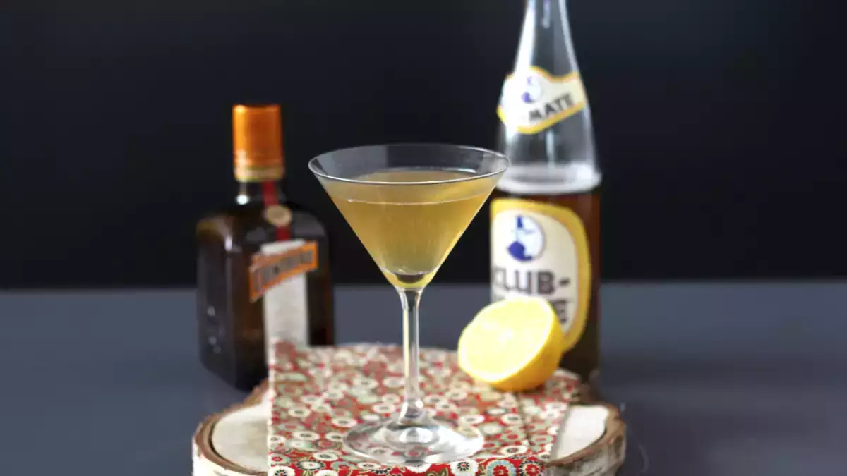 Cointreau Fizz (Francia)