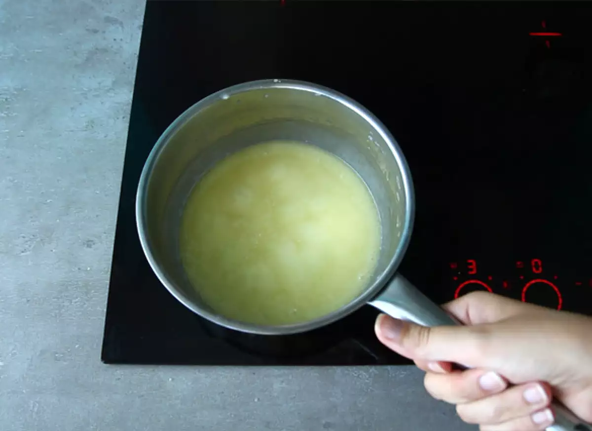 1. Preparar la base cremosa