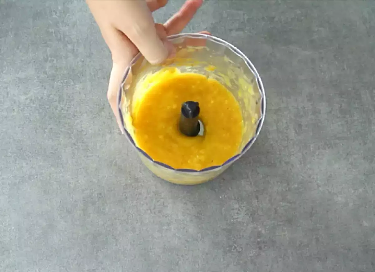 2. Triturar el mango