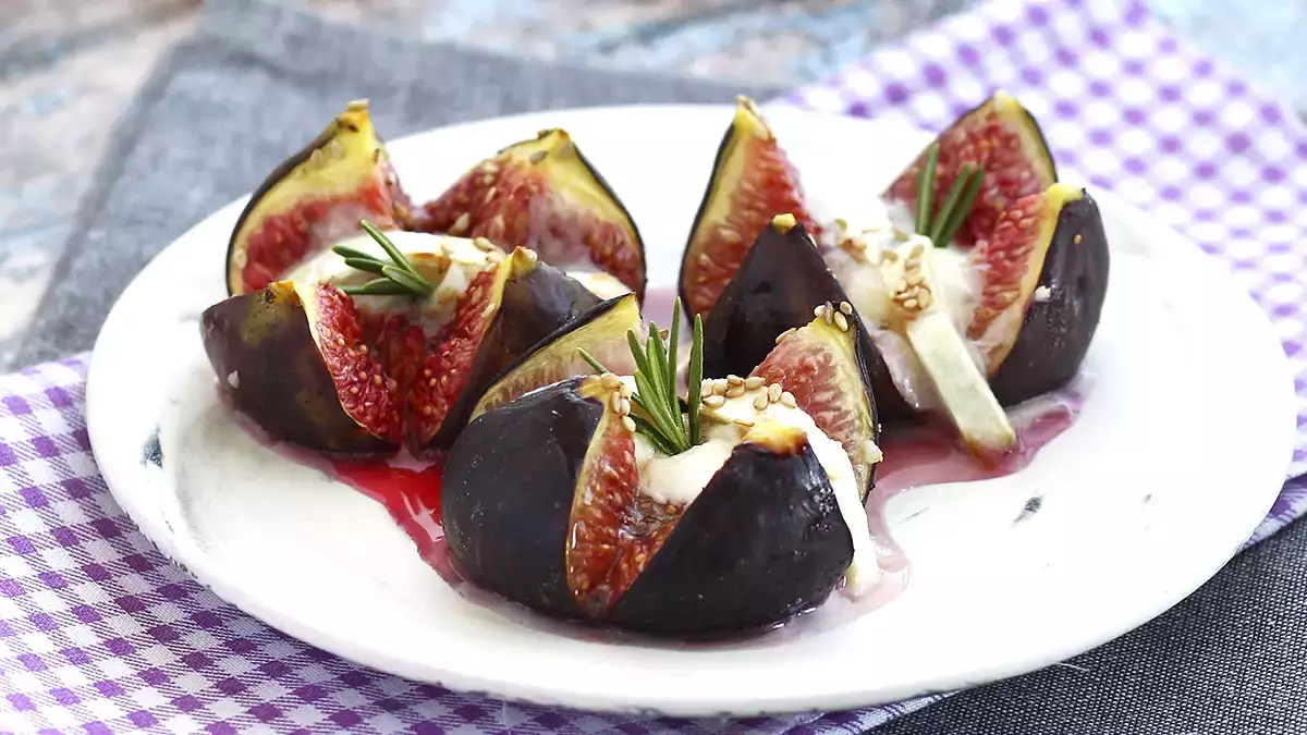En septiembre, higos al horno con queso de cabra y miel