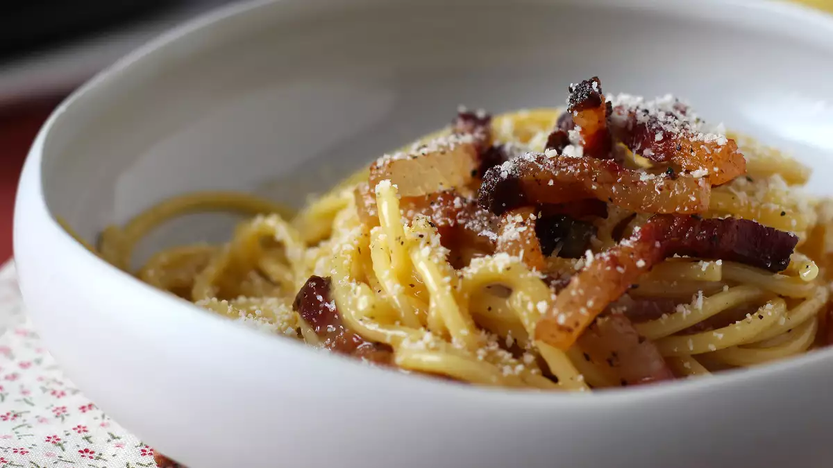 Carbonara auténtica: por qué el guanciale no es lo mismo que el bacon