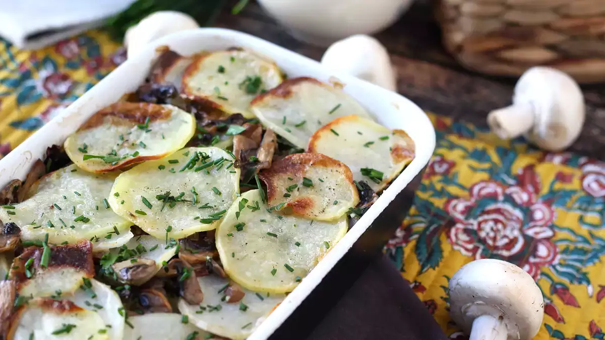 17 recetas de patatas para Navidad que transforman un básico en una guarnición de fiesta