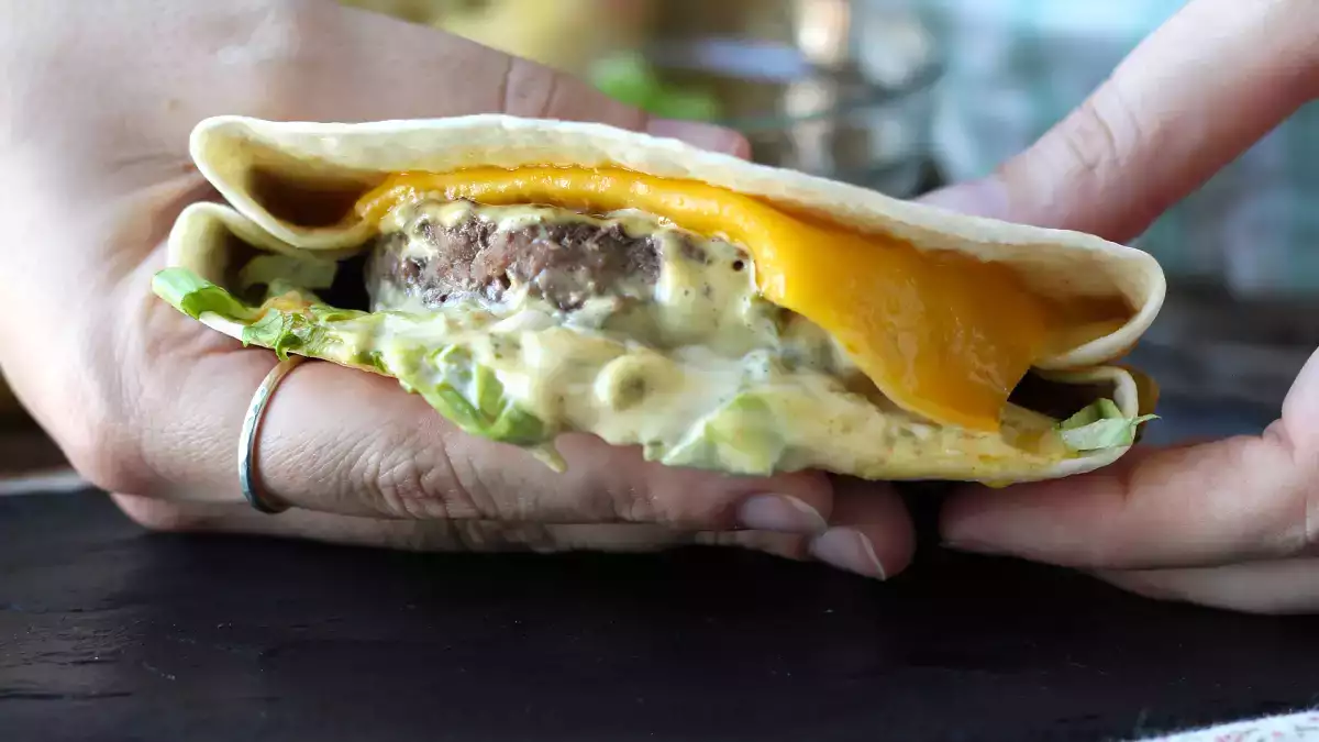 Este wrap sabe igual que un Big Mac... ¡y está listo en sólo unos minutos!