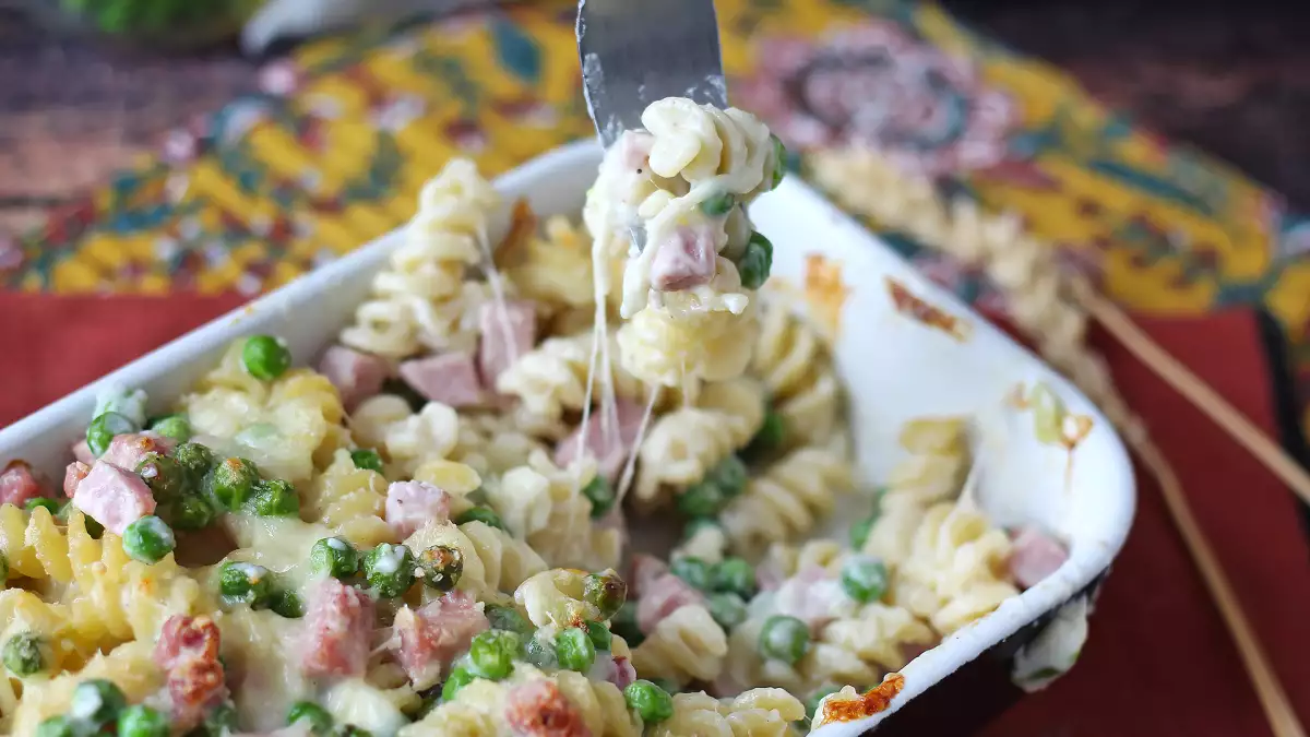 Pasta al horno seca y apelmazada: el error que casi todo el mundo comete (y cómo conseguir que quede cremosa de verdad)