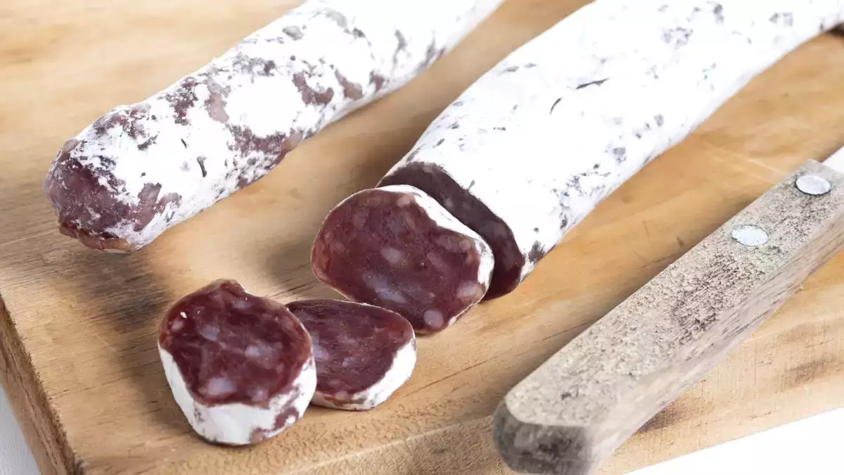 Alerta alimentaria: detectan salmonella en longaniza de payés loncheada vendida en varias comunidades