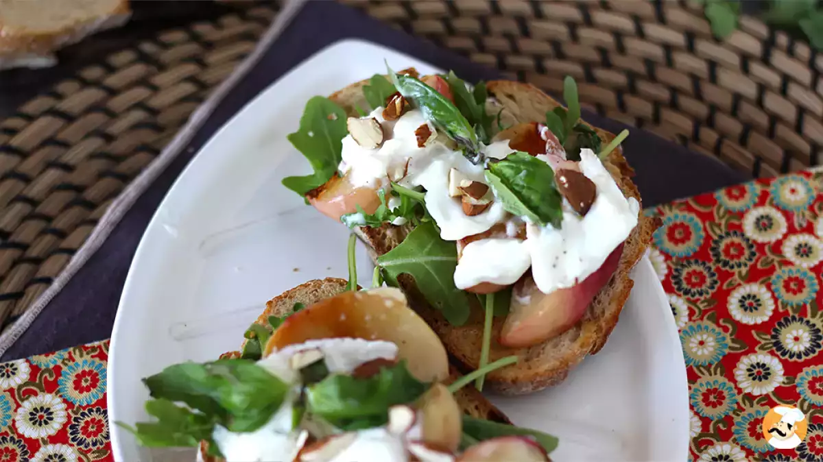14 tostadas y bagels para que el brunch no se quede en café y bollería
