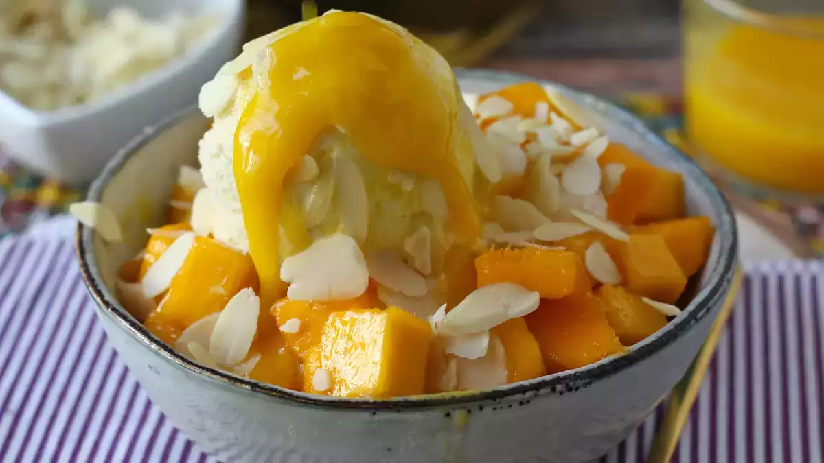12 postres tropicales con coco, mango, piña y fruta de la pasión que conquistan al primer bocado