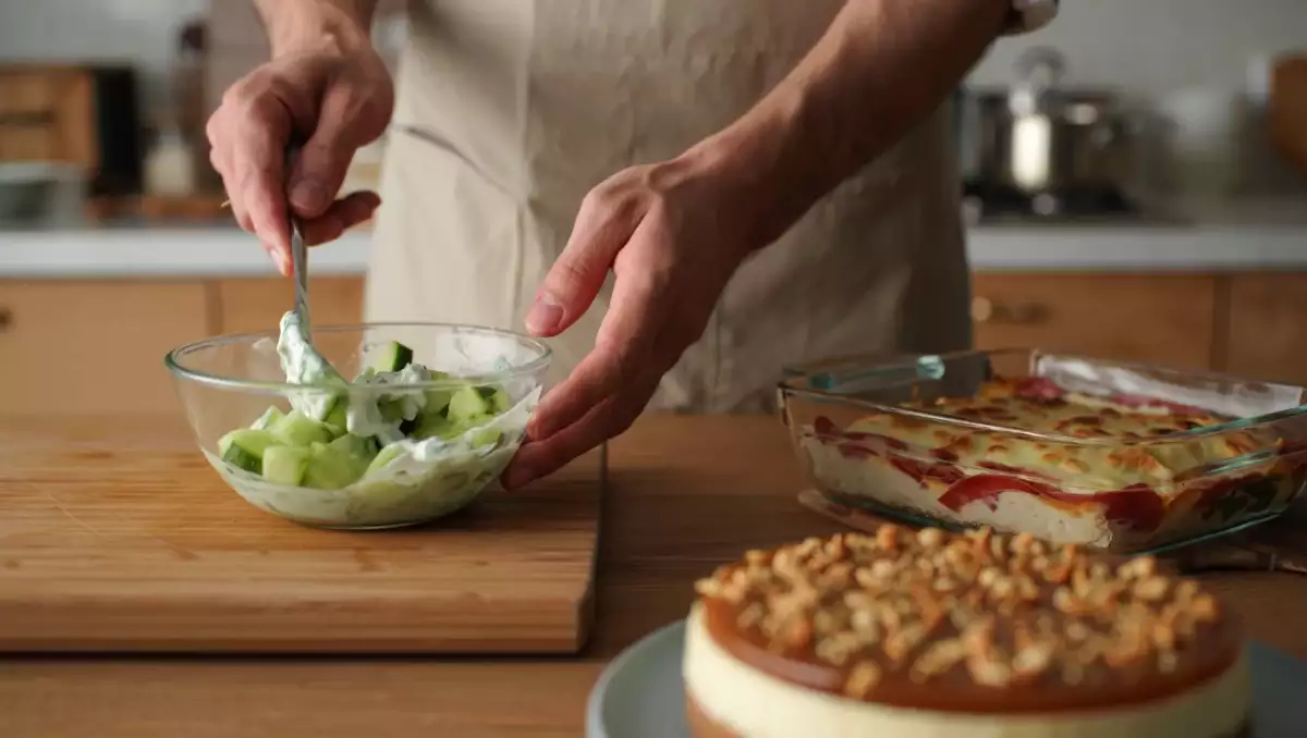 Menú del día, 4 de junio: ensalada fresca, gratinado delicioso y cheesecake de toffee