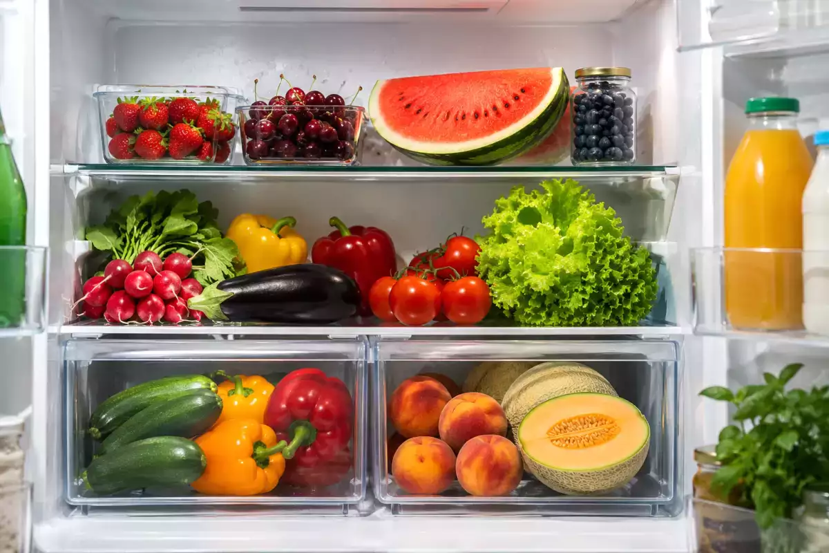 ¿Nevera o encimera? Dónde guardar cada fruta y verdura de verano para que duren más tiempo frescas