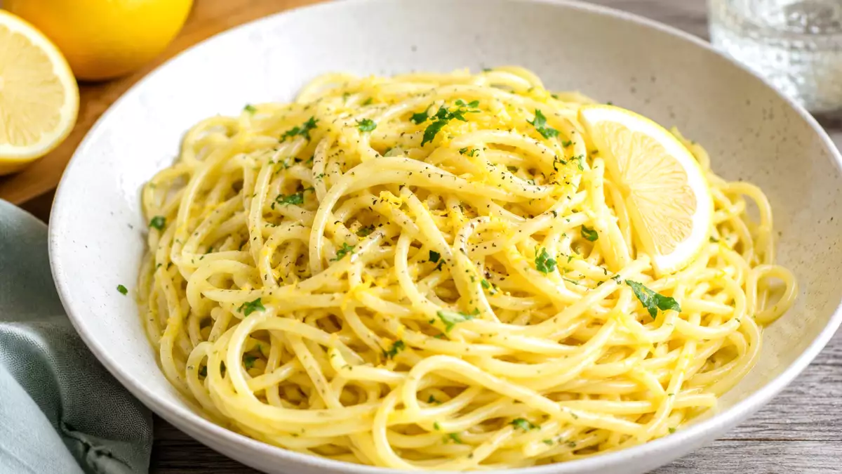7 recetas con limón para despedir agosto con platos fáciles y llenos de sabor