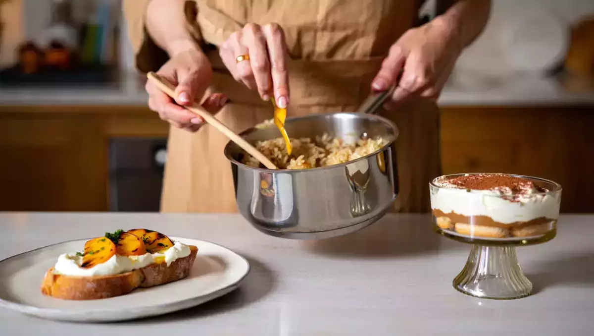 Menú vegetariano, 12 de agosto: tostas de melocotón, arroz basmati y tiramisú italiano