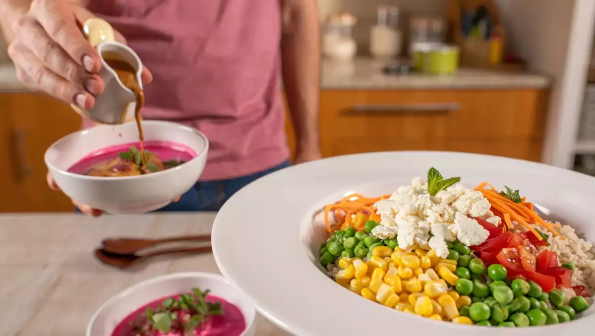 Menú vegetariano, 15 de agosto: Sopa fría de remolacha, ensalada de arroz vegetariana y affogato