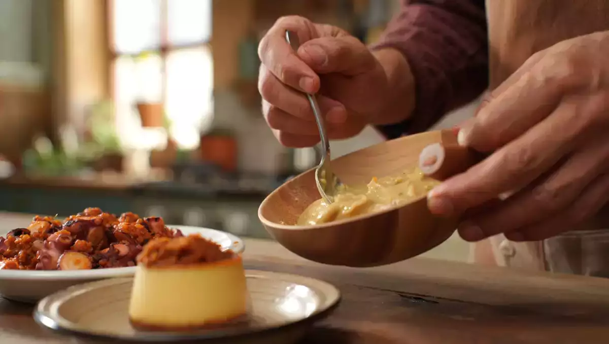 Menú diario, 20 de agosto: salmorejo cordobés, pulpo en cebolla y pudin tradicional