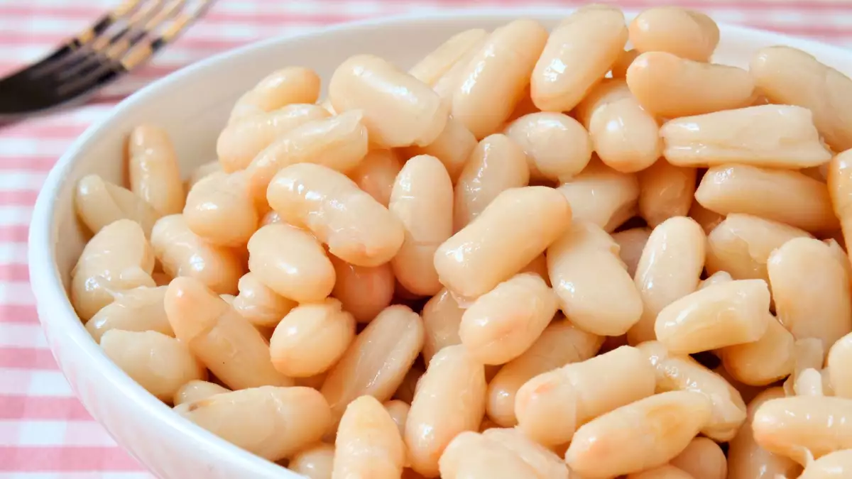 ¿Cómo se cocinan las alubias secas sin que se conviertan en puré?