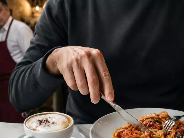 Lo que nunca deberías hacer con la pasta, el café y la pizza si hay un italiano cerca