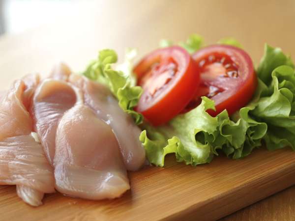 Intoxicaciones alimentarias en casa: lo que nadie te cuenta sobre la contaminación cruzada