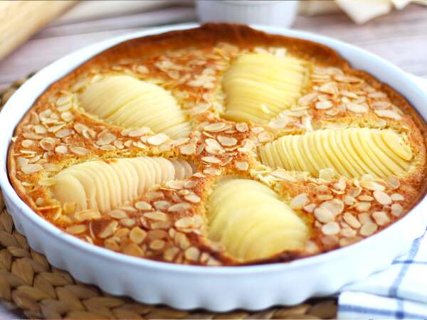 Hemos encontrado la mejor tarta de peras (y es mucho más fácil de lo que imaginas)