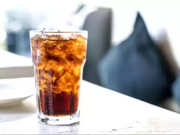 Lo que los científicos han descubierto sobre los refrescos azucarados redefine lo que sabemos del microbiota