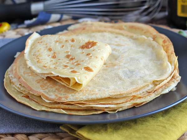 Crepes sin lactosa con un giro inesperado: la receta fácil que sale perfecta con un ingrediente que ya tienes en casa