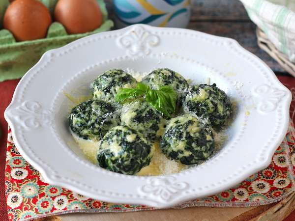 Cuando la pasta se viste de fiesta: 8 platos de pasta elegantes para una Navidad de lo más apetecible