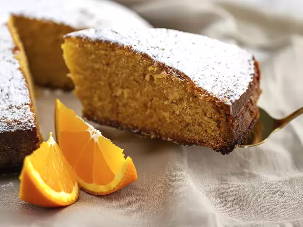 Qué tiene el bizcocho “14 quilates” de Rosalía para que medio Instagram quiera encender el horno