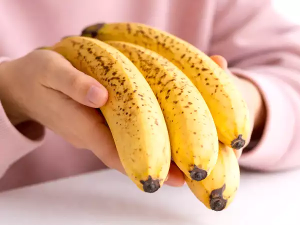 Qué hacer para que los plátanos duren más y evitar que se pongan negros tan rápido