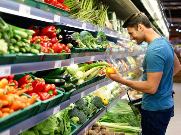 Pasas junto a él cada semana, pero este vegetal merece más sitio en tu cocina