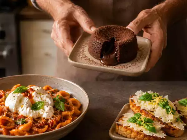 Menú del día, 23 de mayo: bocaditos de pan de molde, un plato de pasta y un dulce y chocolateado placer