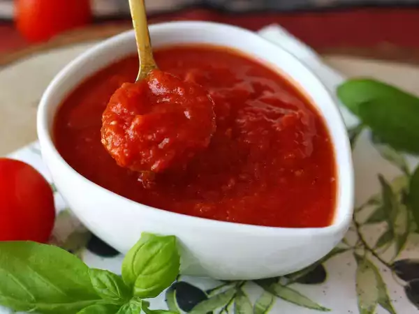 10 salsas italianas que transforman por completo cualquier plato de pasta