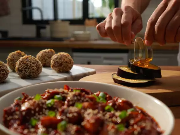 Menú vegetariano, 10 de julio: berenjenas crujientes, setas picantes y trufas de dulce de leche y galleta