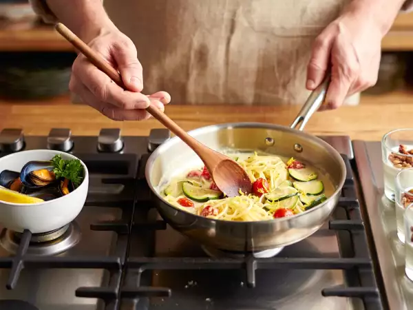 Menú diario, 4 de agosto: delicias de mar, pasta fresca y un dulce final