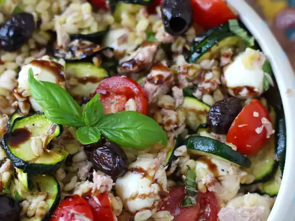 28 recetas de ensaladas compuesta para comer bien y quedar satisfecho