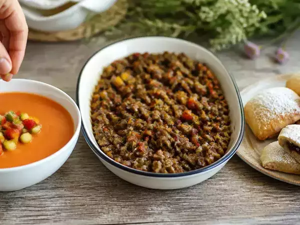 Menú vegetariano, 26 de septiembre: Gazpacho andaluz, berenjenas y pimientos al horno y fig newtons