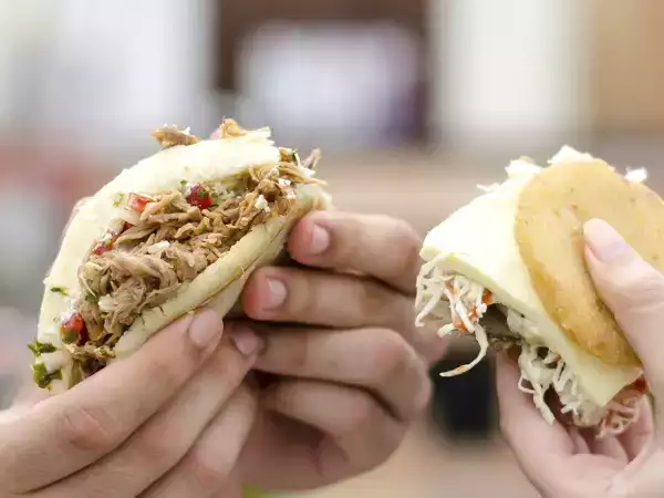 Cómo hacer arepas caseras: receta básica y 7 errores que conviene evitar