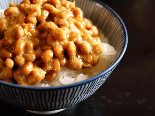 Natto: qué es, qué aporta y qué hay de cierto en su fama de superalimento
