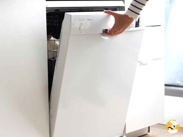 Utensilios que no debes meter en el lavavajillas