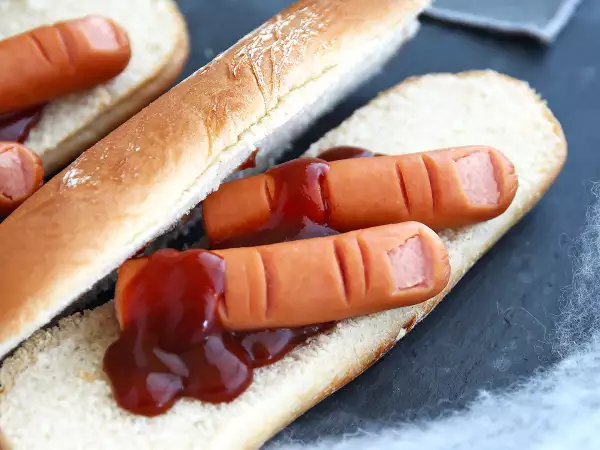 ¿Buscas ideas para tu bufé de Halloween? Prueba estas 8 recetas saladas para sorprender a tus invitados