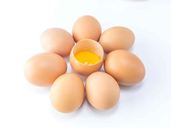 Evita a toda costa estos 6 alimentos si están caducados: ¡tu salud está en juego!