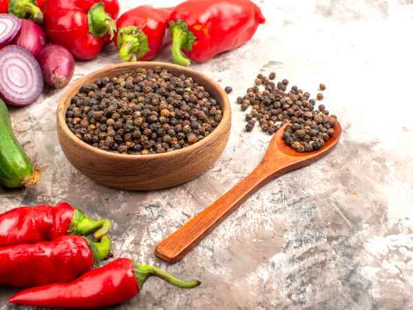 Qué cambios se producen en el organismo con el consumo de pimienta negra