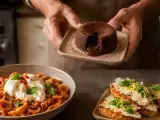 Artículos: Menú del día, 23 de mayo: bocaditos de pan de molde, un plato de pasta y un dulce y chocolateado placer