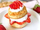 Artículos: Strawberry shortcake, el postre primaveral de fresas y nata que adoran en Estados Unidos