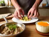 Artículos: Menú diario, 8 de junio: delicias de calabacín, ternera y panna cotta de albaricoque