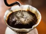 Artículos: Canela en el café: qué cambia si la añades al filtro antes de prepararlo