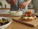 Artículos: Menú vegetariano, 8 de julio: tostas de higos, pasta con berenjena y mousse de albaricoque