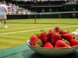 Artículos: Por qué las fresas en Wimbledon se han convertido en lo más comentado del verano y en tema de debate