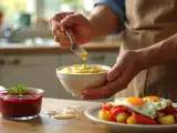 Artículos: Menú vegetariano, 25 de julio: Vasitos de remolacha, huevos estrellados con patatas y pimientos y batido de plátano y vainilla