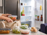 Artículos: El modo vacaciones de la nevera: ¿qué alimentos hay que sacar antes de irse?
