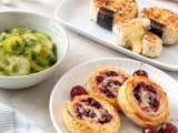 Artículos: Menú vegetariano, 18 de agosto: Pepinos agridulces, onigiri rellenos de queso y hojaldre con cerezas y leche condensada